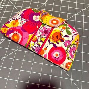 Vera Bradley clementine kiss n snap Wallet Clutch Snap jaw Floral